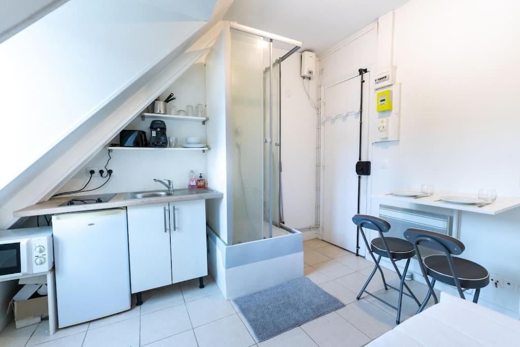 Apartment Lumineux. Studio Republique/bastille, Marais Paris